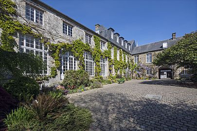 Musée Quesnel-Morinière.