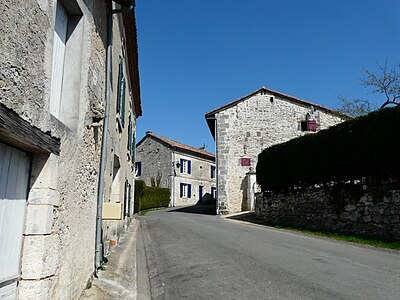 Straßenansicht im Ortskern