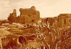 Historical village of Zuzan and Zuzan Mosque (1980)