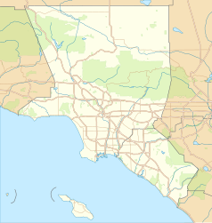 Mapa konturowa metropolii Los Angeles, blisko centrum na dole znajduje się punkt z opisem „Compton”