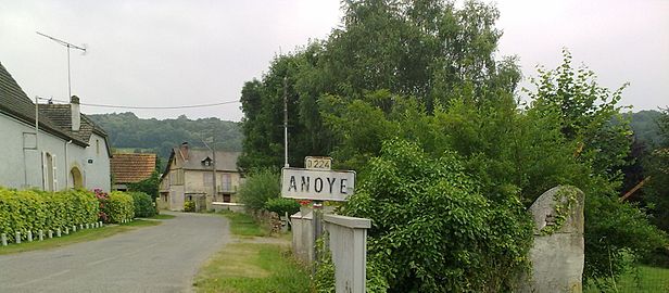 Entrée dans Anoye.