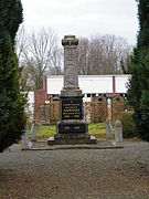 Le monument aux morts.