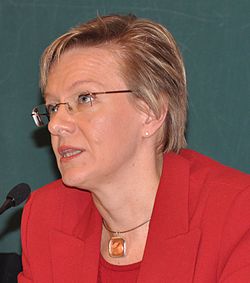 Päivi Lipponen helmikuussa 2009.