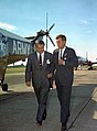 Wernher von Braun met J.F.K.