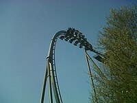 Dive Drop des Wing Coasters The Swarm im Thorpe Park