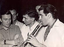 Tony Scott (far right) with Serbian clarinetist Mihailo Živanović (far left) in 1951