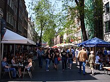 Bolkerstraße, Düsseldorfs Partymeile mitten in der Altstadt