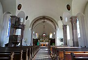 Vue intérieure de l'église Saint-Pierre-et-Saint-Paul.