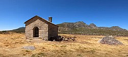 Ovelhas na Nave de Santo António da Argenteira, Manteigas, Serra da Estrela