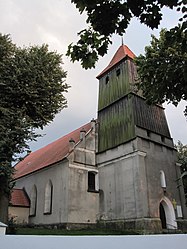 Die einst evangelische, heute katholische Pfarrkirche in Nawiady/Aweyden