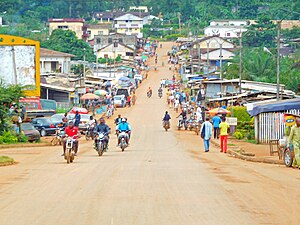 Éséka main road