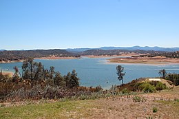 Lake Nacimiento – Veduta