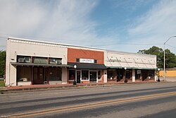 Buildings in downtown Hubbard