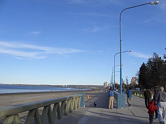 Y traeth yn Puerto Madryn, Chubut