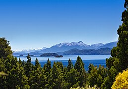 Danau Nahuel Huapi.