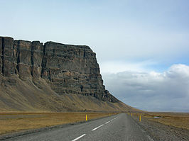 De Hringvegur vlak bij Lómagnúpur in Suðurland