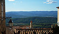 Ausblick auf das Massiv mit La Sauvette (hinten links der Mitte) von Gassin