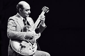 Joe Pass v roce 1975