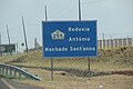 Placa rodoviária nominativa, no km 3 sentido sul, no município de Ribeirão Preto