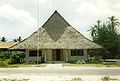 Antiga casa da Assembleia política de Kiribati en Bairiki.