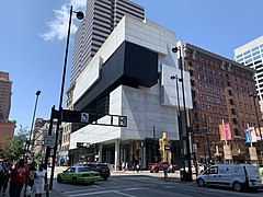 Contemporary Arts Center in Cincinnati, Ohio, US (2003)