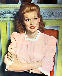 Lucille Ball kuvattuna 1943