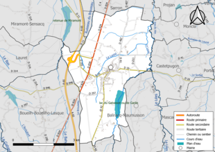 Carte en couleur présentant le réseau hydrographique de la commune