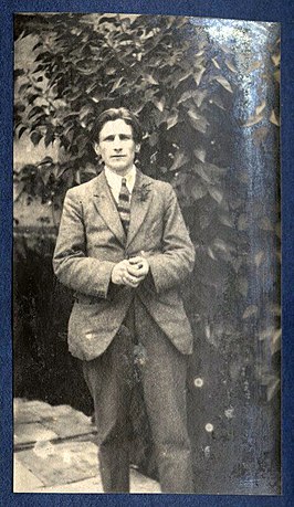 Edmund Blunden (1923)