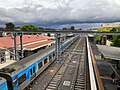 Southbound view of the station platforms, with a Comeng train at Platform 1, November 2022