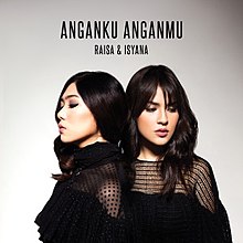 Foto Isyana dan Raisa; judul lagu dan nama mereka tertulis di atasnya