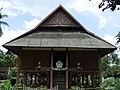 Rumah panggung tradisional Minahasa di Taman Mini, Jakarta