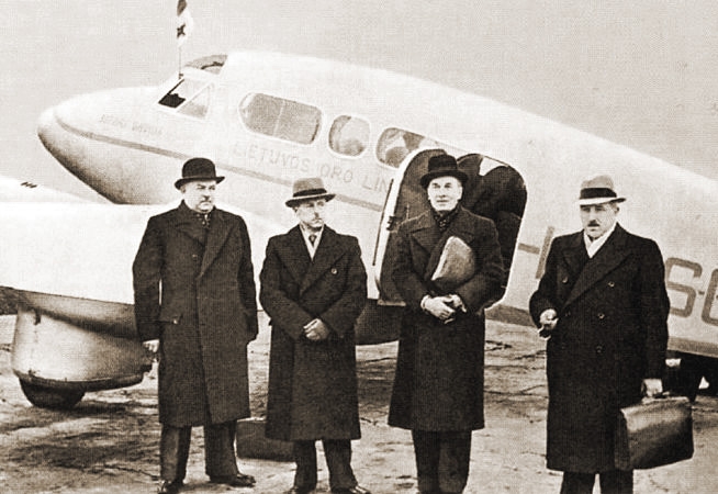 File:Lithuanian delegation 1939-10-07.jpg