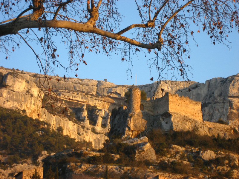 File:Fontaine de Vaucluse jt02.jpg