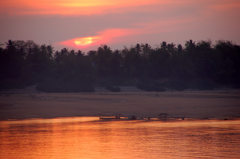 File:Kratie sunset2.jpg