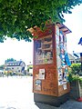 wikimedia_commons=File:Lans-en-Vercors_-_Place_de_la_Mairie_-_boîte_à_livres_(2).jpg