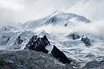 Thumbnail for File:Dôme du Goûter depuis la gare des glaciers.jpg