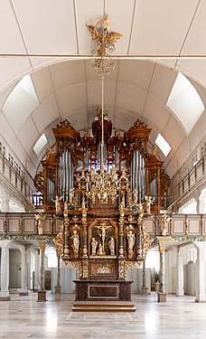 Die evangelisch-lutherische Marktkirche zum Heiligen Geist ist die historische Hauptkirche im Ortsteil Clausthal der Bergstadt Clausthal-Zellerfeld. Sie ist die größte Holzkirche Deutschlands und gehört durch ihre Architektur und Ausstattung zu den bedeutendsten Baudenkmälern des norddeutschen Barocks. Blick in den Innenraum