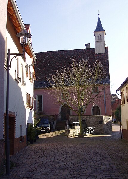 File:ObergrombachSchlosskapelle.jpg