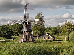 Spinnekop molen "De Wicher" in de Weerribben 1