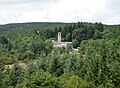 Vue sur Salvergues et les éoliennes.