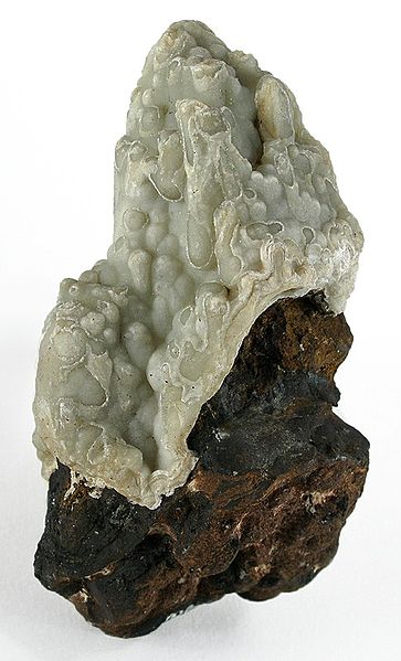 File:Gibbsite-pas-132a.jpg