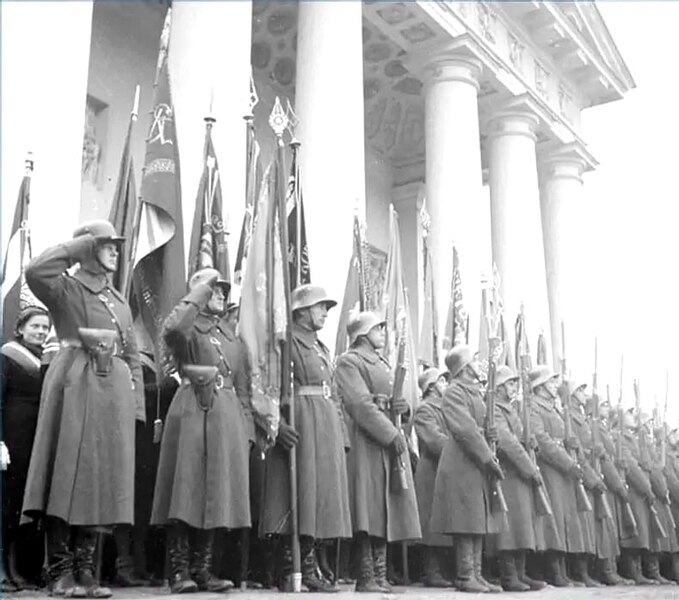 File:Lithuanian military history. Parade of the Lithuanian army in Vilnius, 1939, Lithuania.jpg