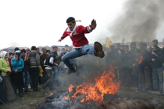 "Newroz_Istanbul(4).jpg" by User:Bertilvidet~commonswiki