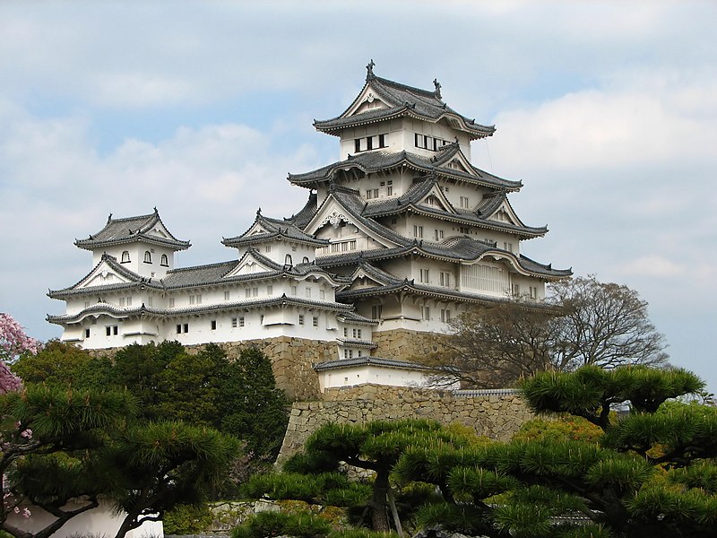 File:Château de Himeji02.jpg