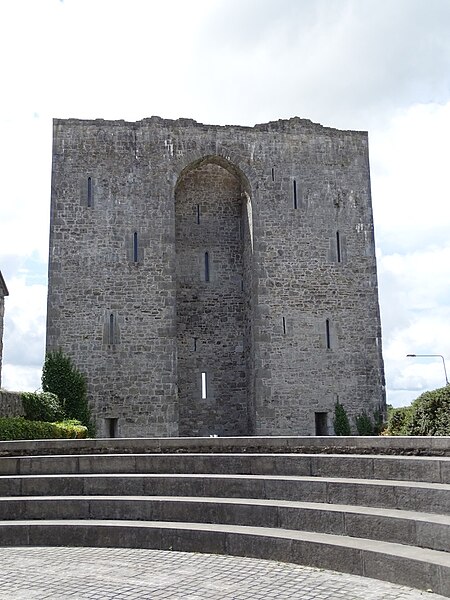 File:Listowel Castle - geograph.org.uk - 6096428.jpg