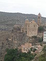 Vista de la iglesia de Castielfabib y la villa.