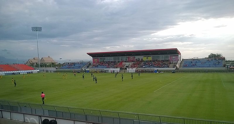 File:Thung Thalay Luang Stadion.jpg