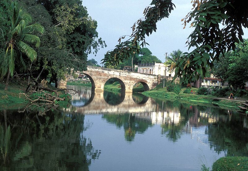 File:Puente Yayabo Sancti Spiritus Cuba.jpg