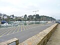 Kerdruc (en Névez) vu du parking du quai de Rosbraz (en Riec-sur-Bélon) ; au premier plan, la ria de l'Aven.