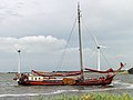 Klipper Nieuwe Maen voor de Ketelbrug (Flevoland)